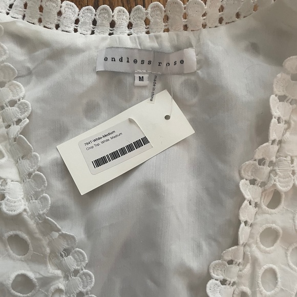 Eyelet Set - Picture 2 of 3